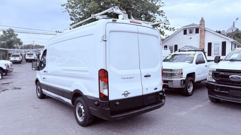 2015 Ford Transit Medium Roof w/Sliding Side Door w/LWB