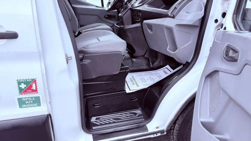 2015 Ford Transit Medium Roof w/Sliding Side Door w/LWB