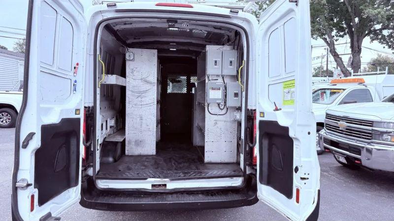 2015 Ford Transit Medium Roof w/Sliding Side Door w/LWB