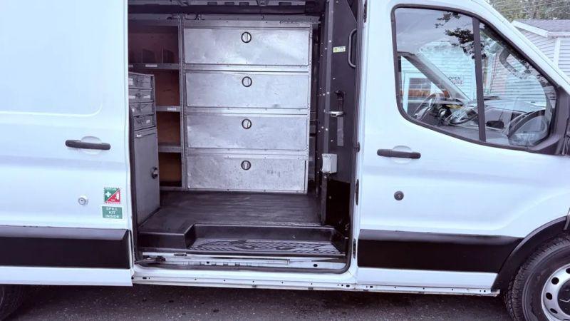 2015 Ford Transit Medium Roof w/Sliding Side Door w/LWB