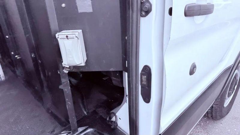 2015 Ford Transit Medium Roof w/Sliding Side Door w/LWB