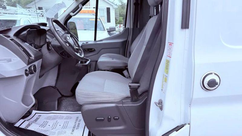 2015 Ford Transit Medium Roof w/Sliding Side Door w/LWB