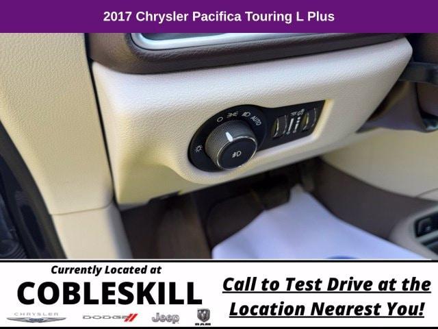 2017 Chrysler Pacifica Touring-L Plus