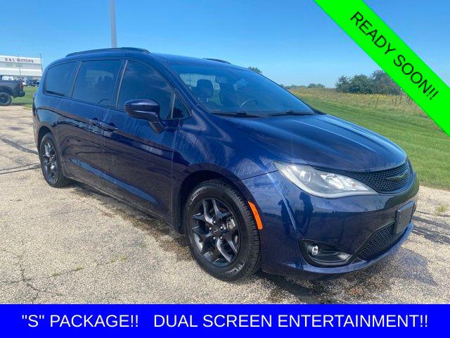 2020 Chrysler Pacifica Touring L Plus for sale in Pulaski, WI