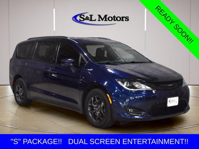 2020 Chrysler Pacifica Touring L Plus for sale in Pulaski, WI