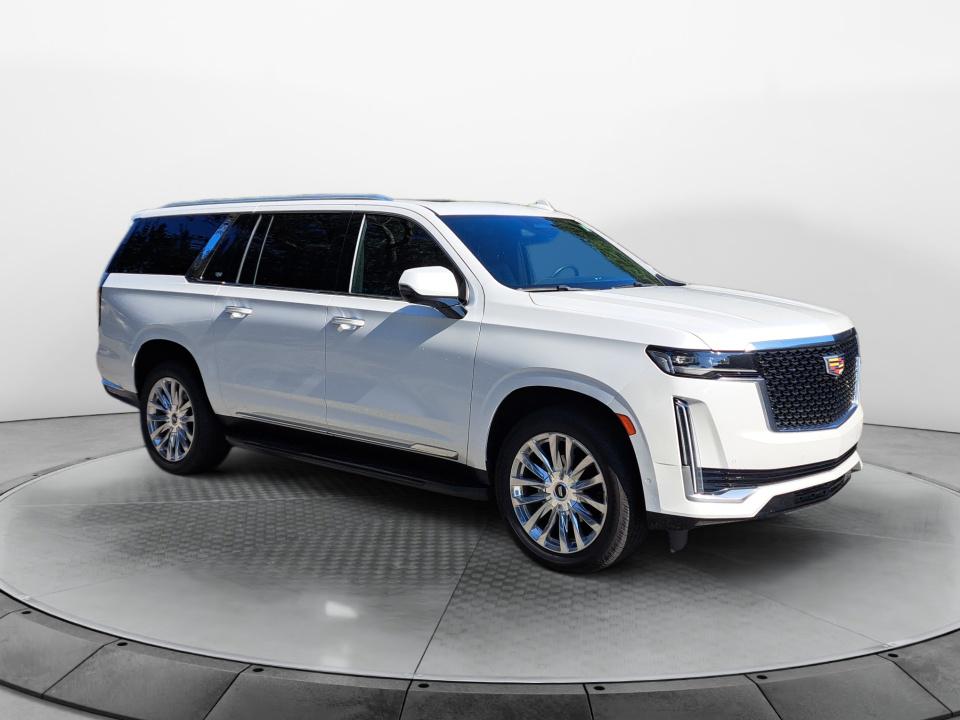 /2022 Cadillac Escalade-ESV