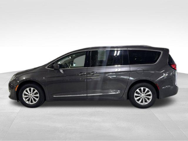 2018 Chrysler Pacifica Touring L 2018 Chrysler Pacifica Touring L