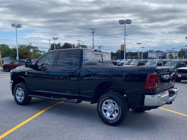 2025 RAM 2500 Tradesman Crew Cab 4x4 64 Box