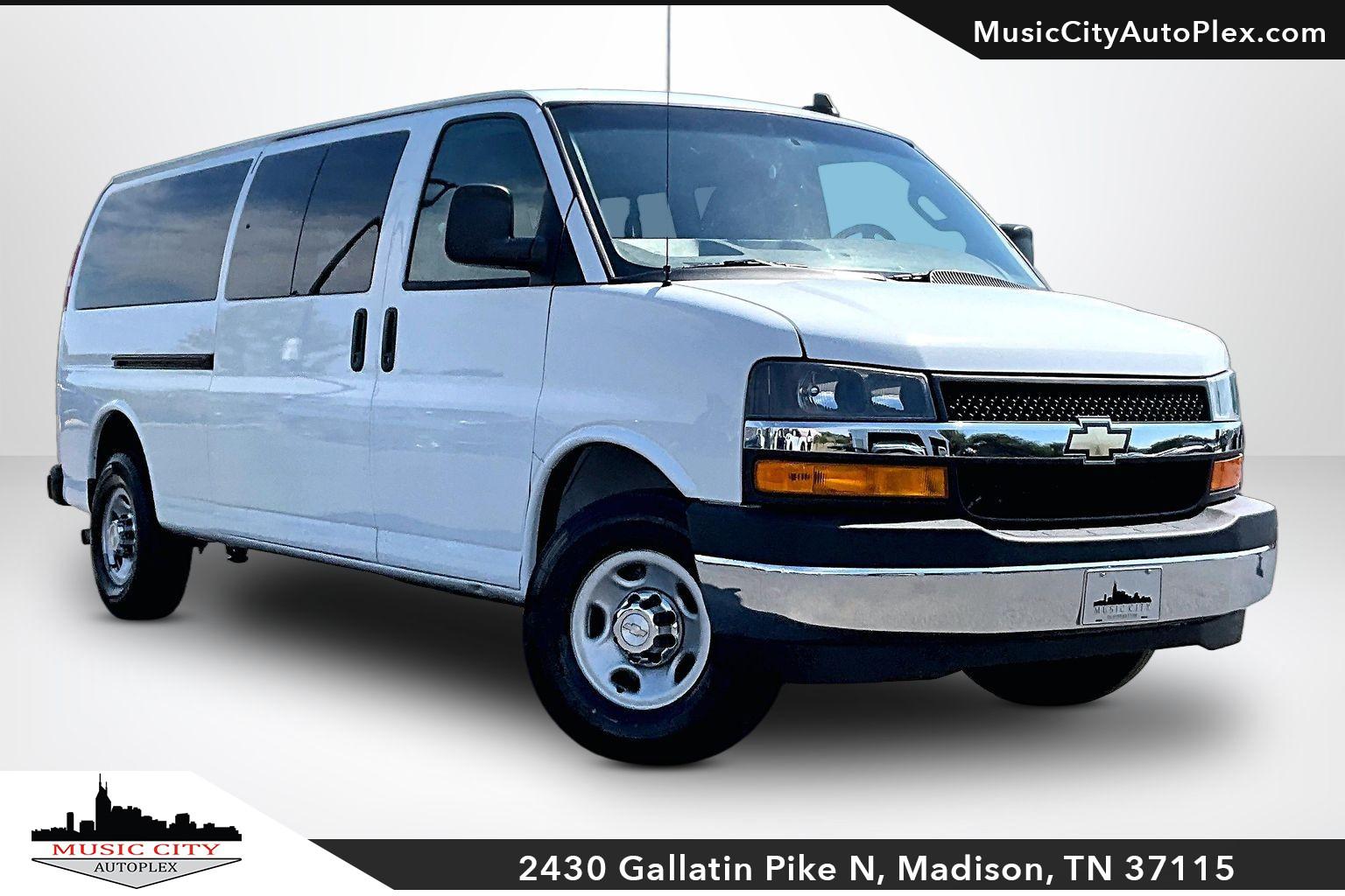 2022 Chevrolet Express 3500 LT Extended RWD