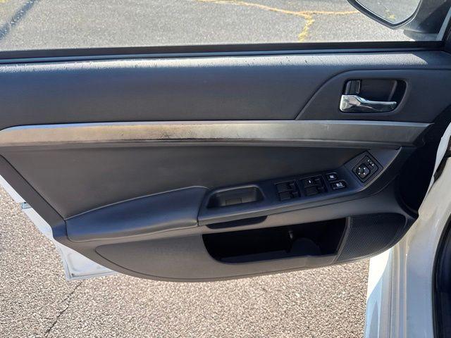 2015 Mitsubishi Lancer SE
