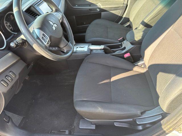2015 Mitsubishi Lancer SE