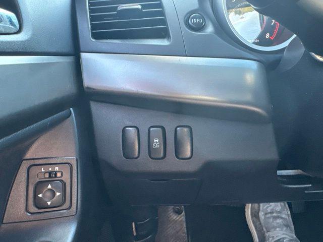 2015 Mitsubishi Lancer SE