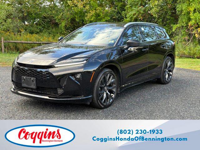 2025 Toyota Crown Signia Limited for sale in Bennington, VT