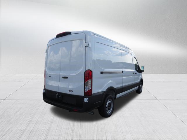 2027 Ford Transit Cargo Van T-250 148 Med Rf 9150 GVWR RWD