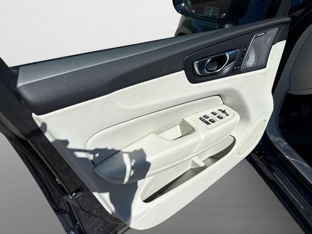 2027 Volvo XC60 Ultra