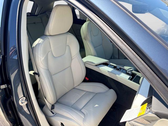 2027 Volvo XC60 Ultra