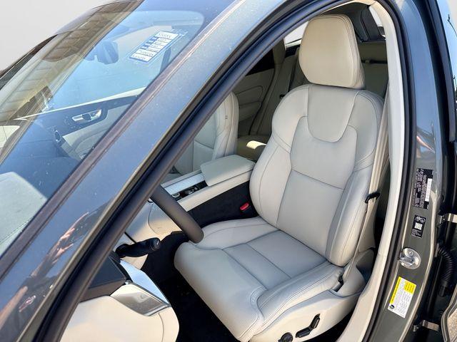 2027 Volvo XC60 Ultra