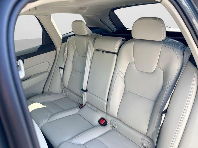 2027 Volvo XC60 Ultra