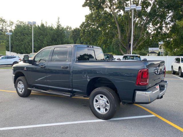 2025 Ram 2500 Tradesman Crew Cab 4x4 64 Box