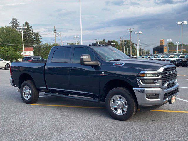 2025 Ram 2500 Tradesman Crew Cab 4x4 64 Box