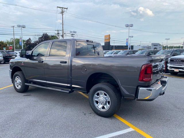 2025 Ram 2500 Tradesman Crew Cab 4x4 64 Box