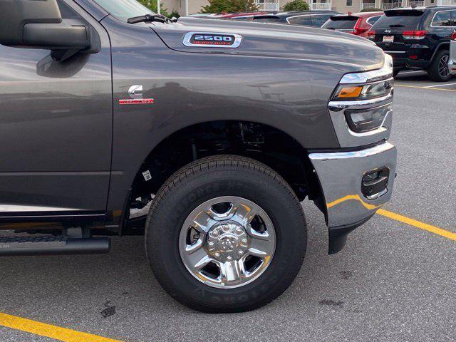 2025 Ram 2500 Tradesman Crew Cab 4x4 64 Box