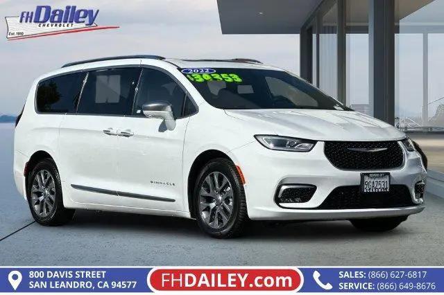 2022 Chrysler Pacifica Hybrid Pinnacle for sale in San Leandro, CA