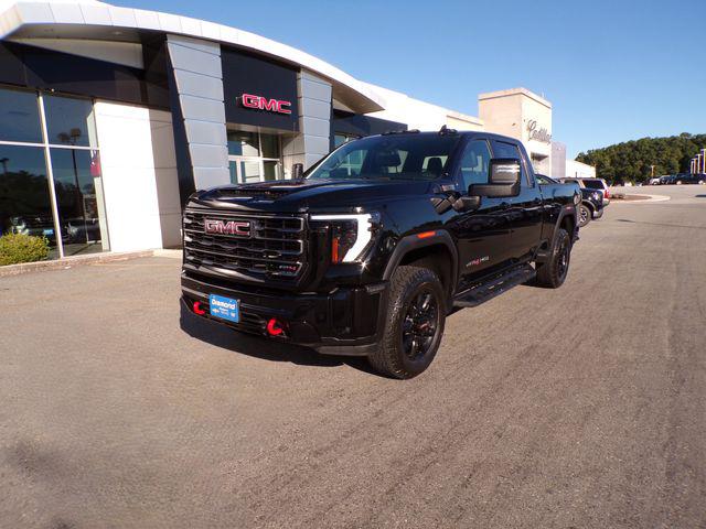 2024 GMC Sierra 2500HD 4WD Crew Cab Standard Bed AT4 for sale in Auburn, MA