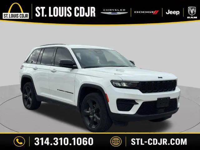 2023 Jeep Grand Cherokee Altitude 4x4 for sale in Bridgeton, MO