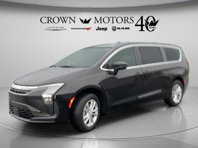 2027 Chrysler Pacifica Select for sale in Holland, MI