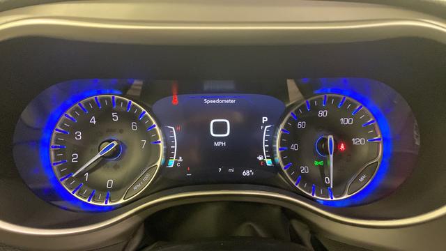 2027 Chrysler Pacifica Select