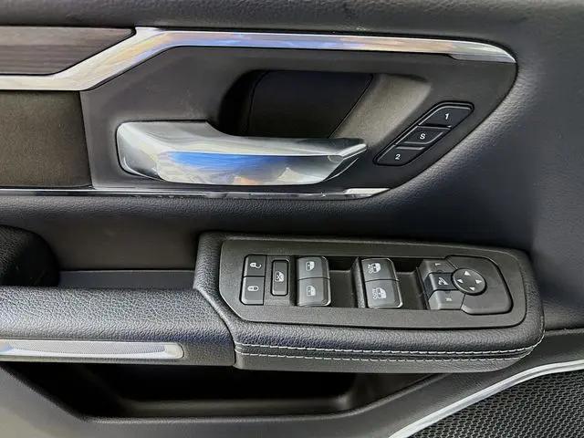 2025 Ram 1500 Laramie Crew Cab 4x4 57 Box