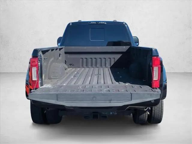2022 Ford F-450 Limited