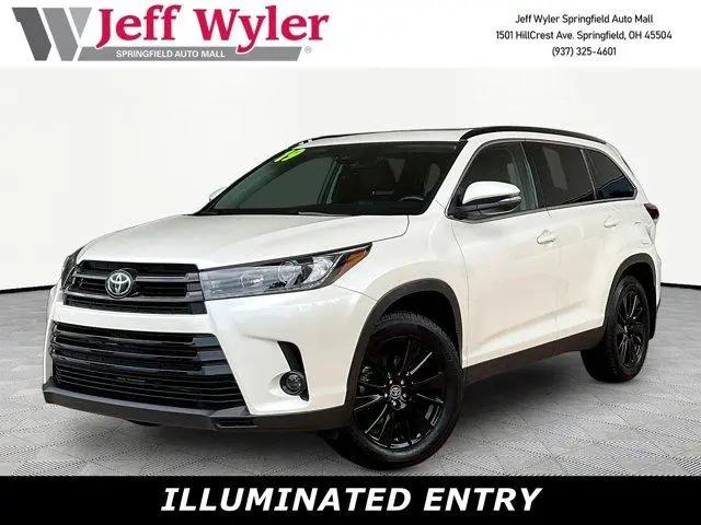 2019 Toyota Highlander SE for sale in Springfield, OH