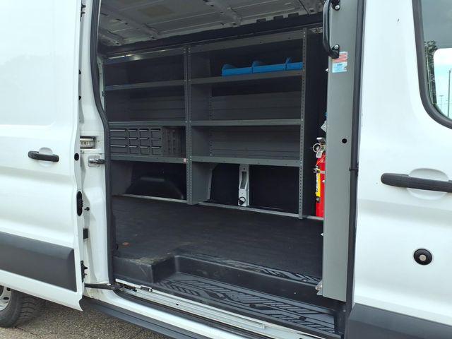 2018 Ford Transit 148 WB Medium Roof Cargo