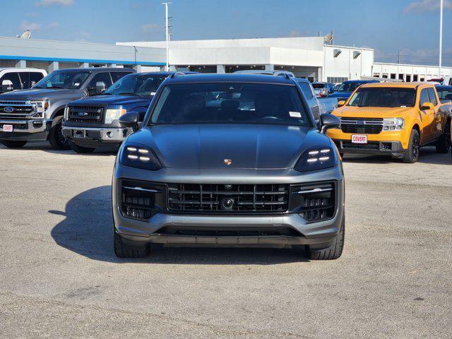 2025 Porsche Cayenne GTS