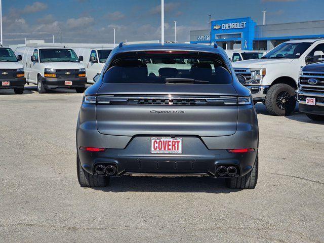 2025 Porsche Cayenne GTS