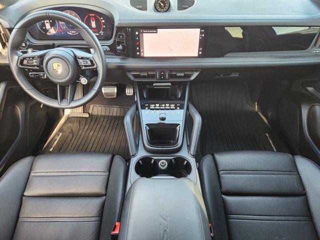 2025 Porsche Cayenne GTS