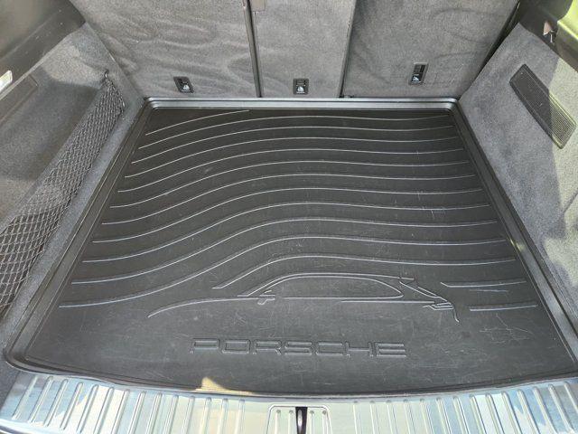 2025 Porsche Cayenne GTS