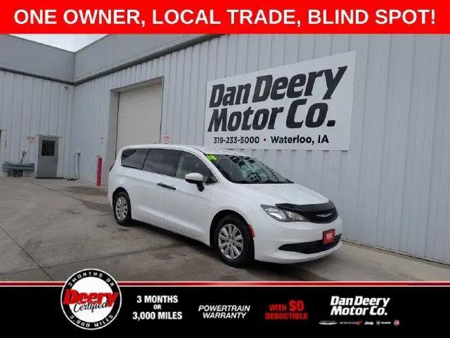 2018 Chrysler Pacifica L for sale in Waterloo, IA