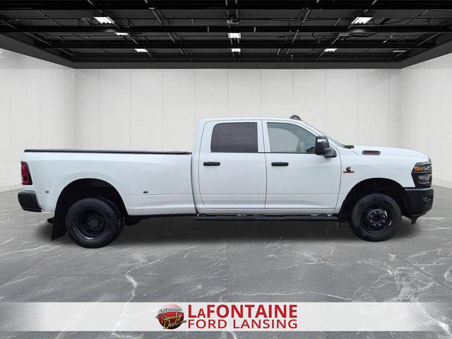 2025 Ram 3500 Tradesman Crew Cab 4x4 8 Box