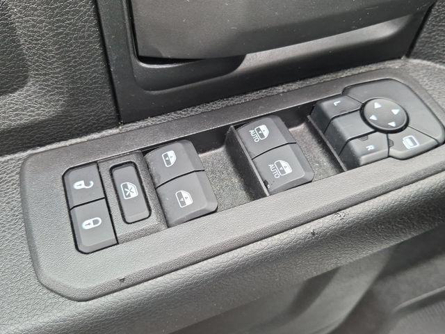 2025 Ram 3500 Tradesman Crew Cab 4x4 8 Box