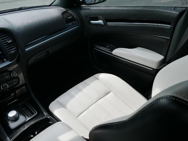 2018 Chrysler 300 300S AWD