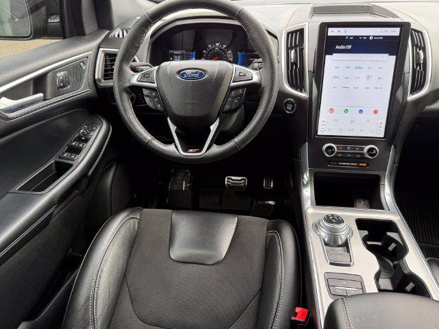 2024 Ford Edge ST