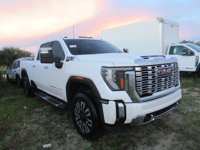 2025 GMC Sierra 2500HD 4WD Crew Cab Standard Bed Denali for sale in Fort Myers, FL