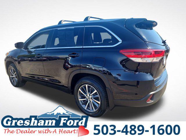2019 Toyota Highlander SE