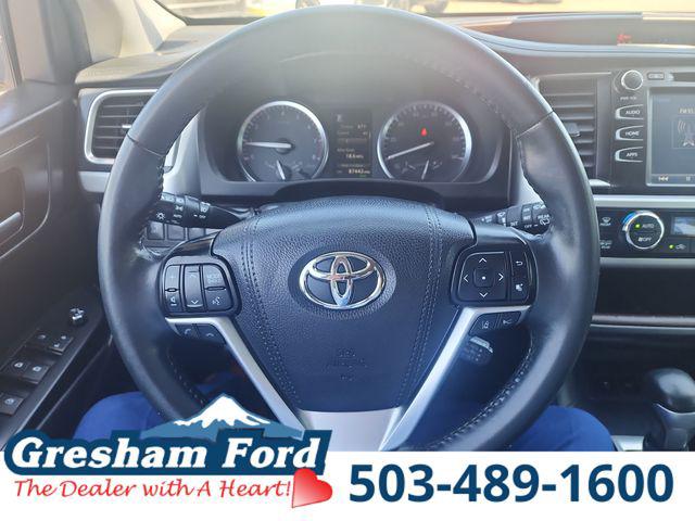 2019 Toyota Highlander SE