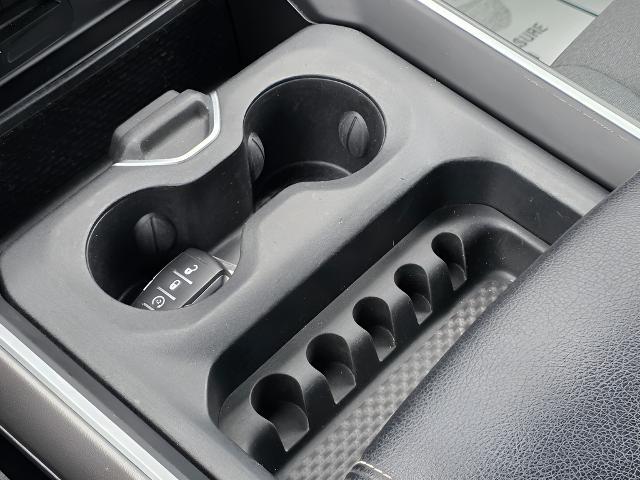 2019 Ram 1500 Big Horn/Lone Star Crew Cab 4x4 57 Box