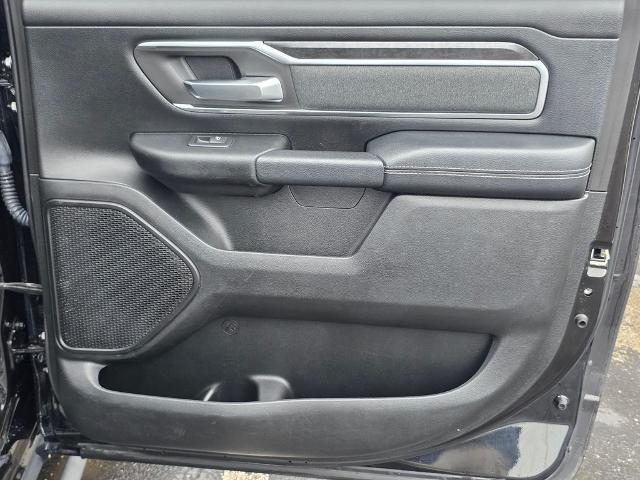 2019 Ram 1500 Big Horn/Lone Star Crew Cab 4x4 57 Box