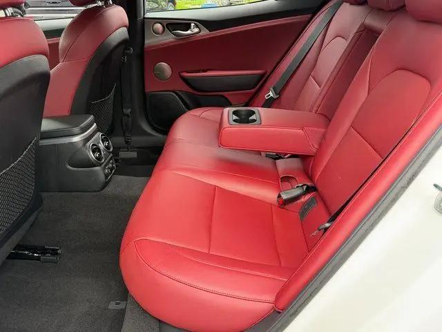 2020 Kia Stinger GT1
